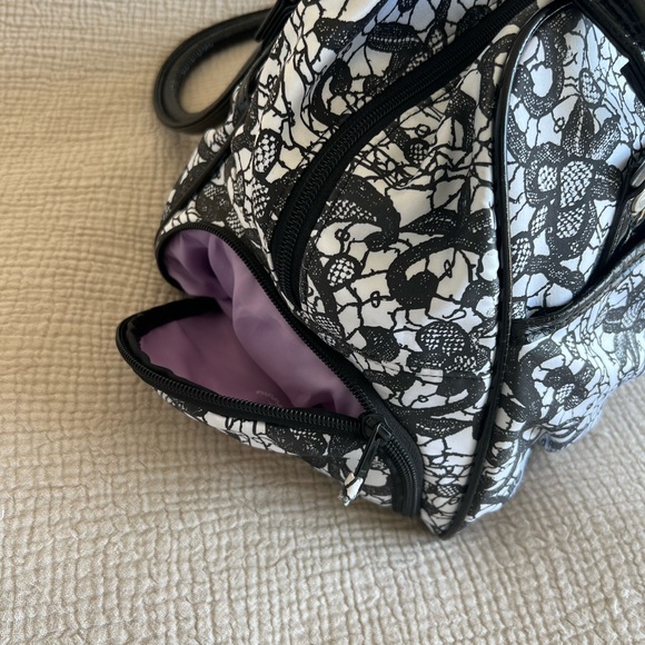 LULULEMON GYM BAG- LIMITED EDITION in black and white floral lace design 15”x9” - Picture 3 of 5
